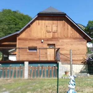 https://chalet-au-coeur-du-val-dazun.midi-pyreneeshotels.com